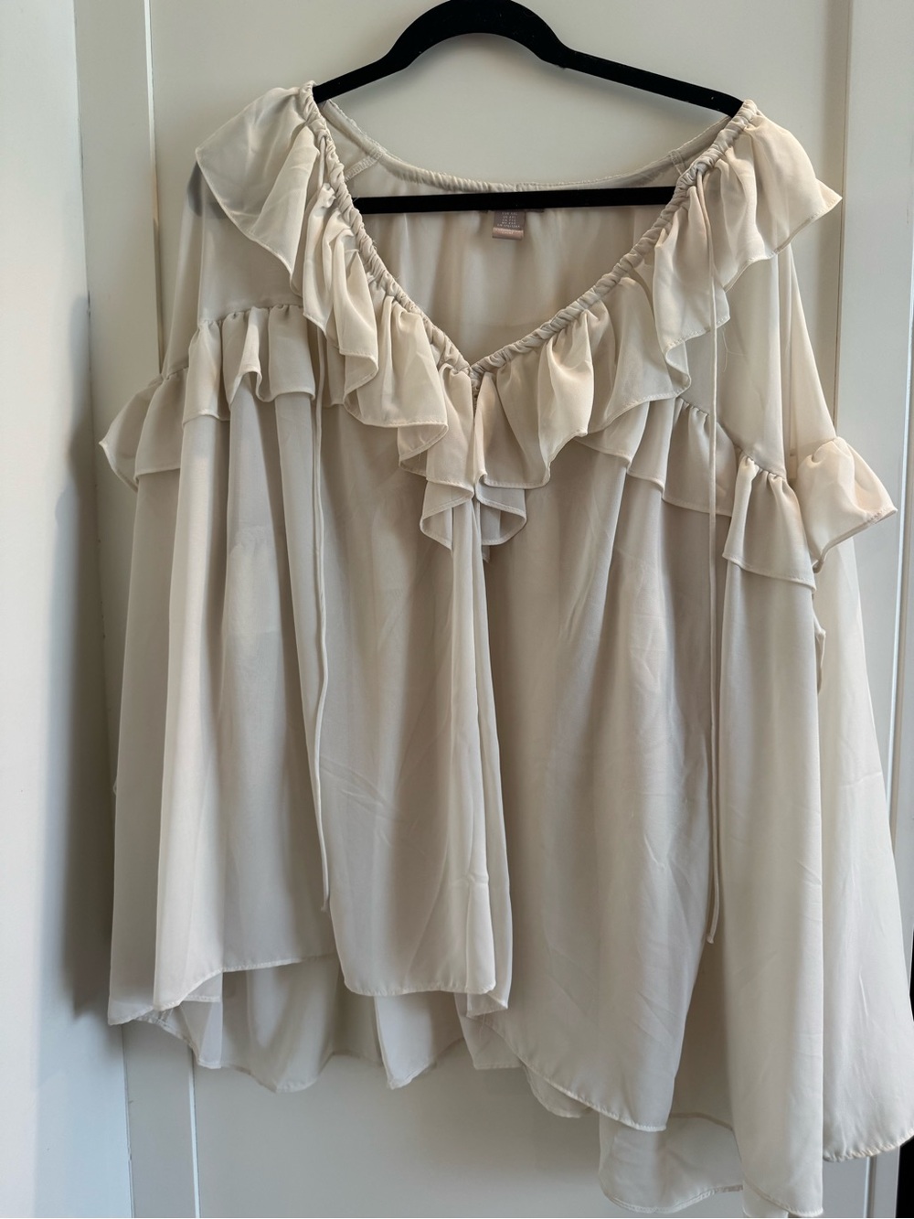 H&M Cream Ruffle Off-Shoulder Blouse